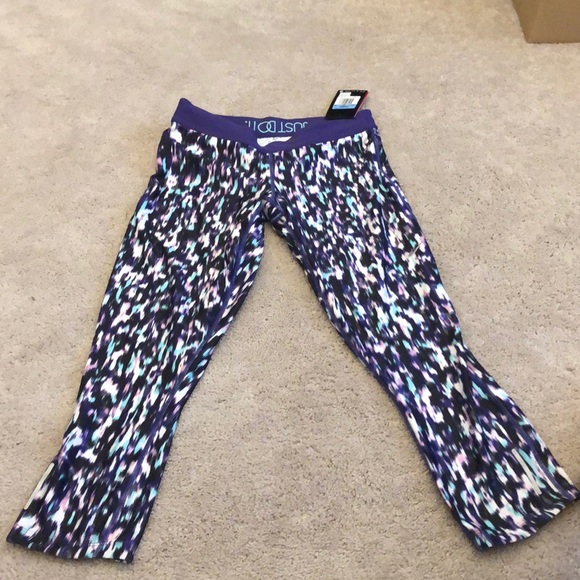 Nike women’s leggings - Picture 1 of 3